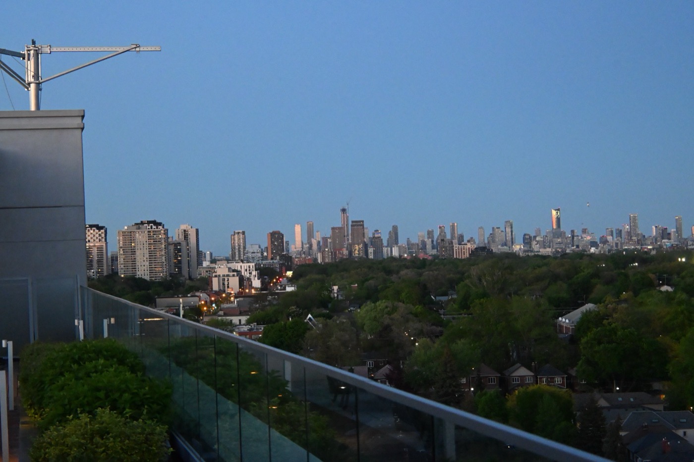 Toronto — frame 5 of the Casa gallery