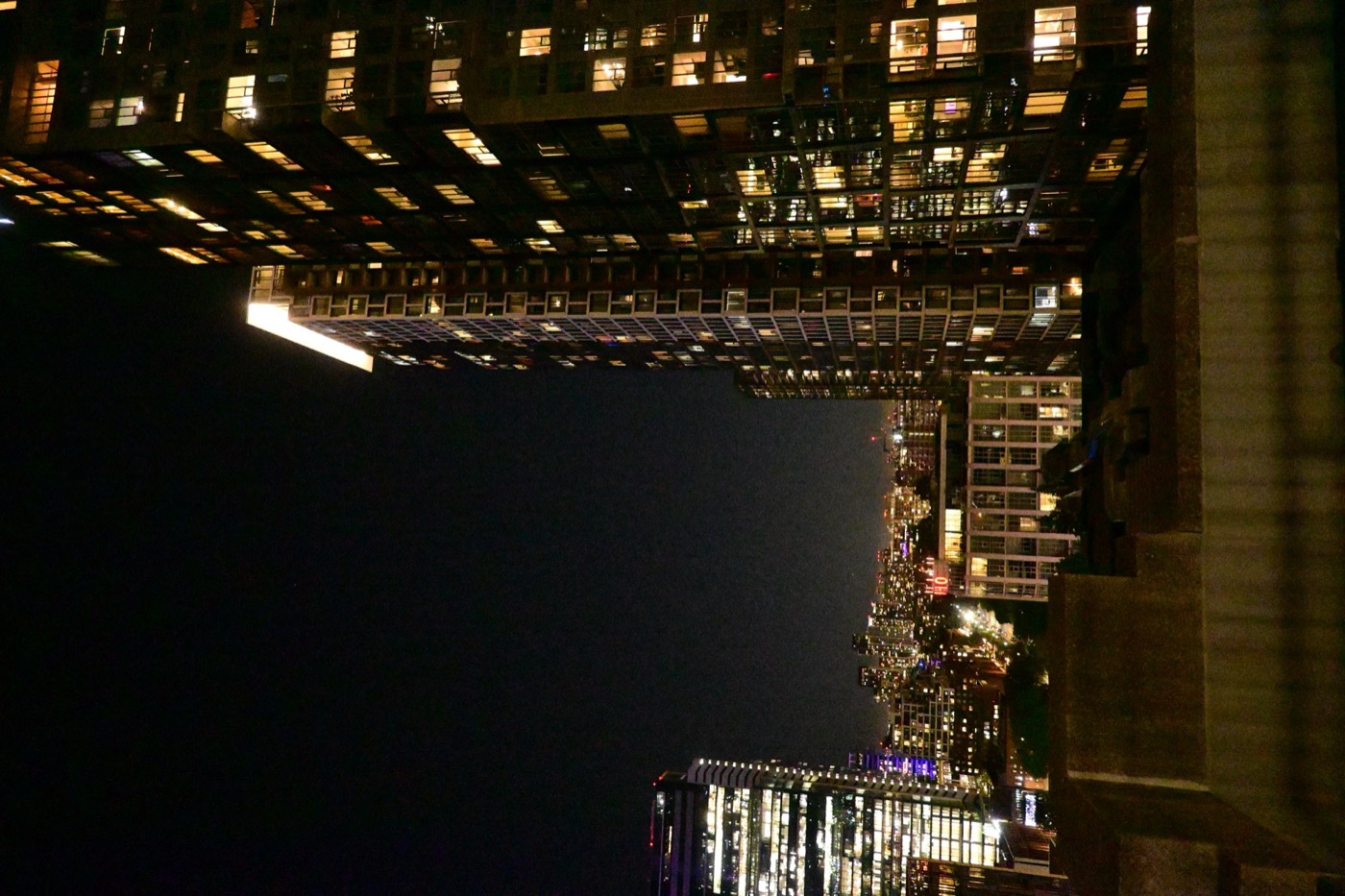 Toronto — frame 43 of the Casa gallery