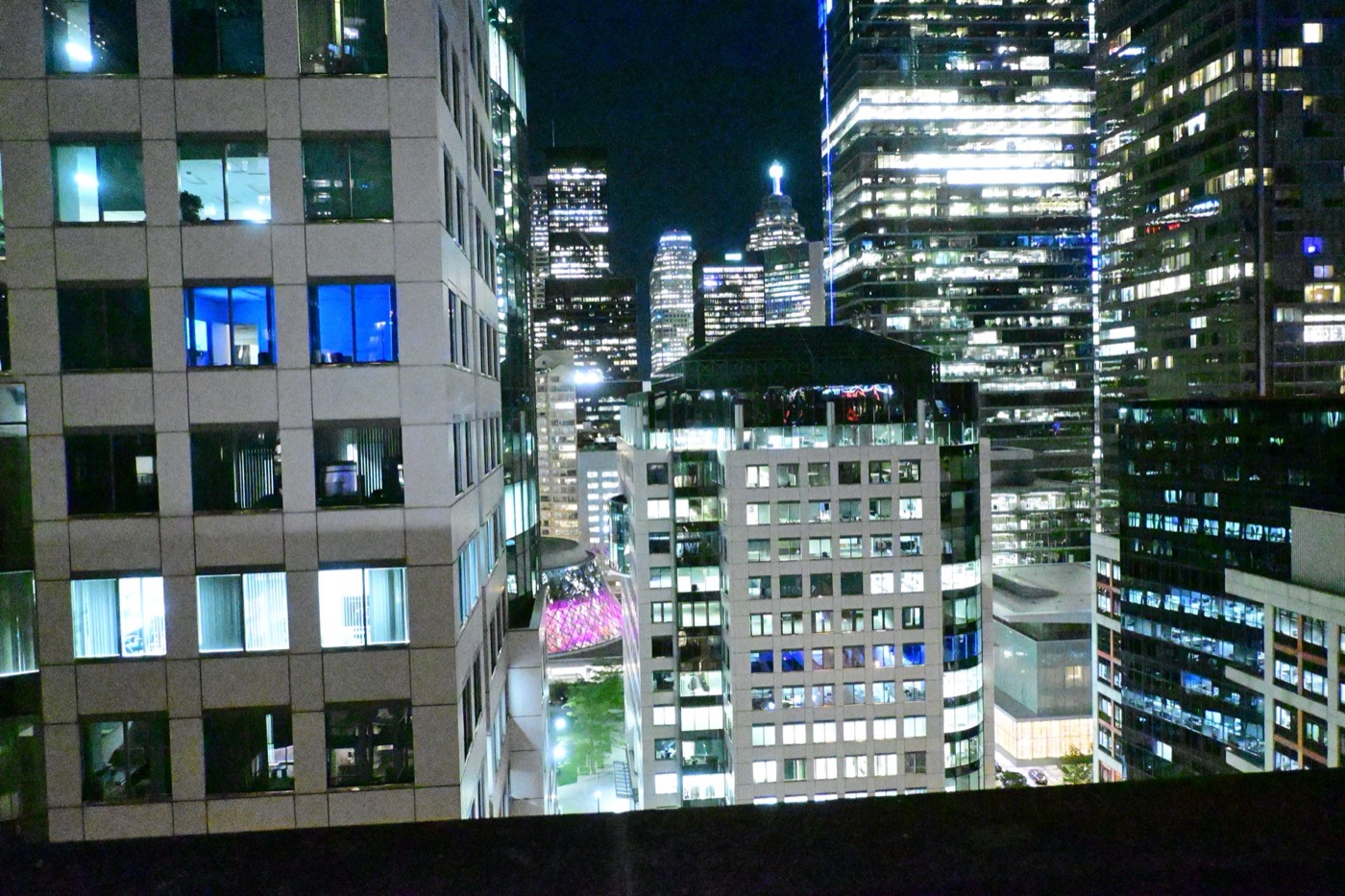 Toronto — frame 44 of the Casa gallery